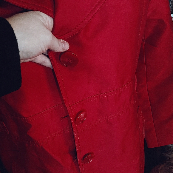 Red Jacket - Picture 4 of 5